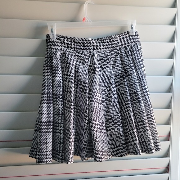 🖤 Pleated plaid punk skirt 🖤 - Picture 3 of 4